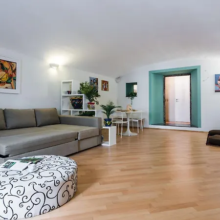 Apartment Goethe Al Leon D'oro By Wonderful Italy *